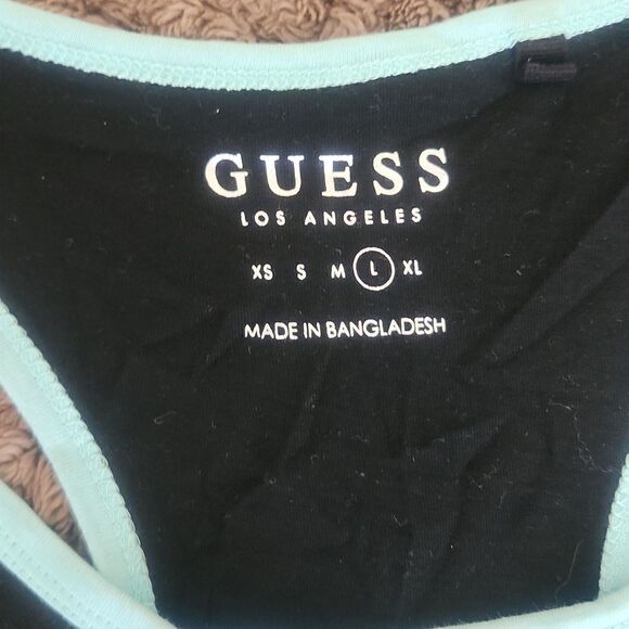 Guess Tank  - Picture 8 of 8